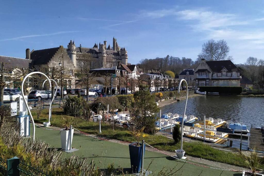 Appartement Vintage Avec Vue Sur Le Chateau Pierrefonds Eksteriør billede